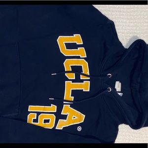 h and m ucla cropped hoodie